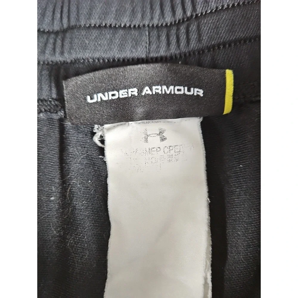 Under Armour Men's‎ Maverick Tapered Pants Loose Size Medium Black